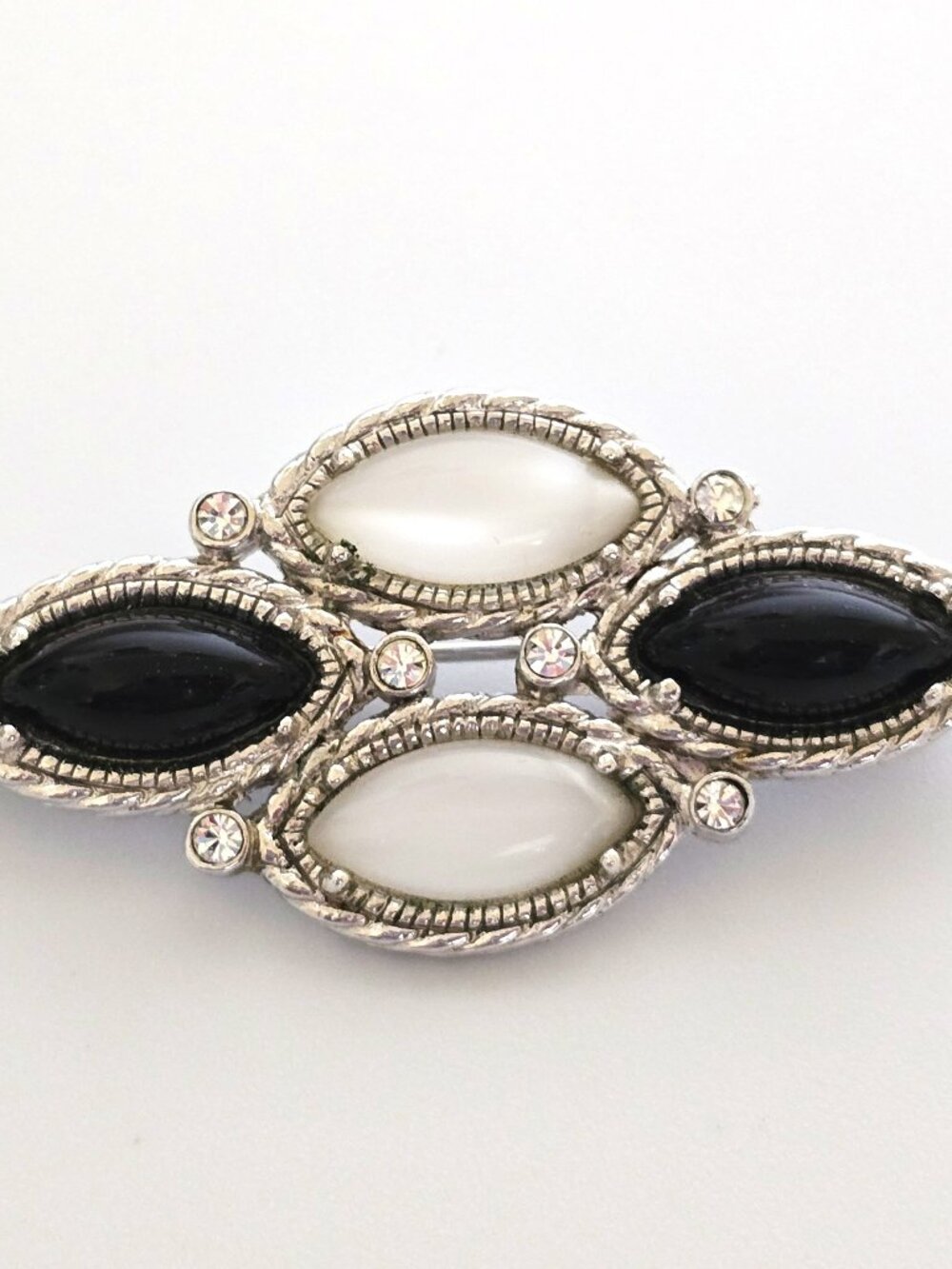 Vintage Silver Tone Metal Black Onyx Mother of Pearl Large brooch pin